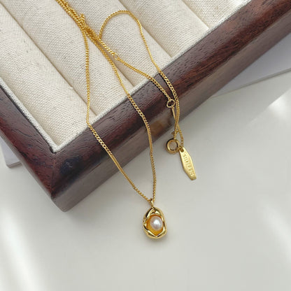 Pearl Pod Pendant