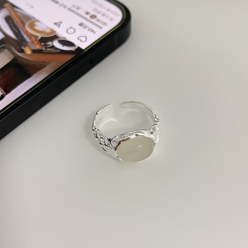 Oval White Agate Ring