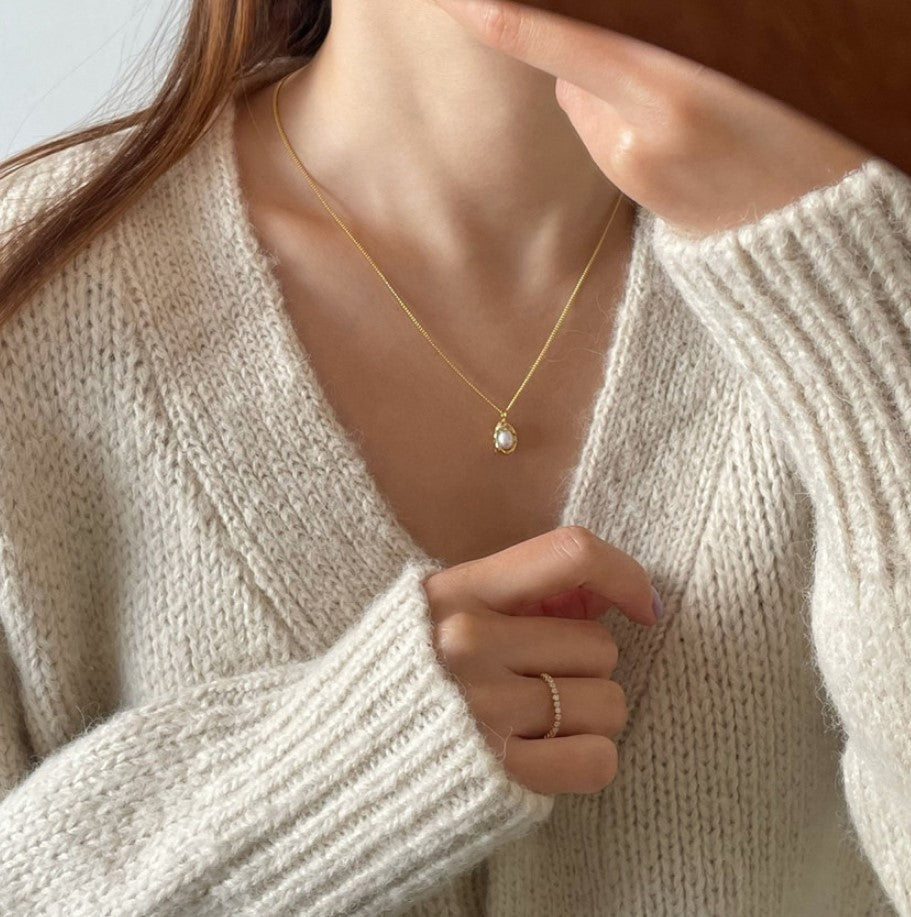 Pearl Pod Pendant