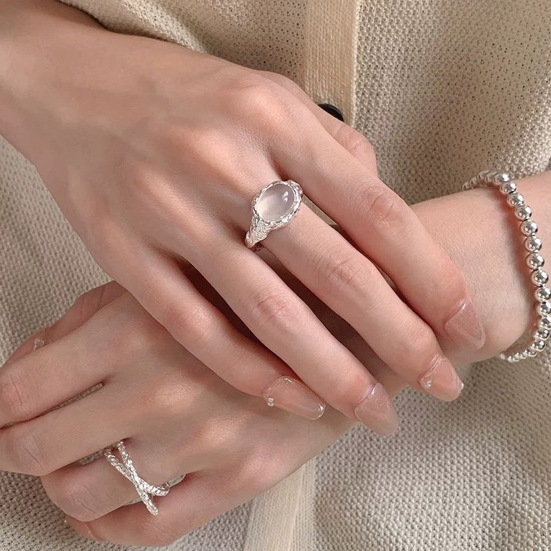 Oval White Agate Ring
