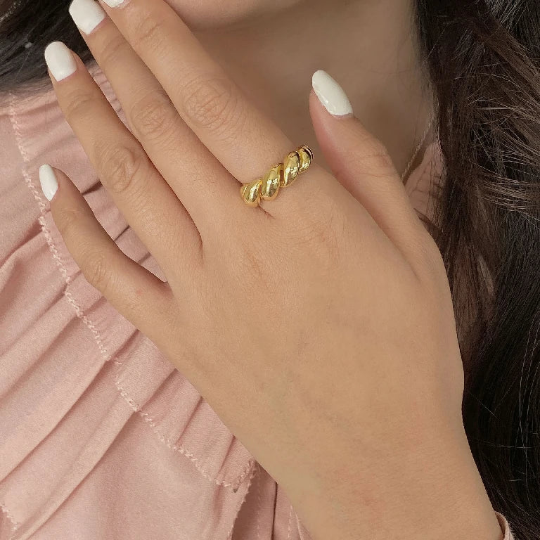 Croissant Ring