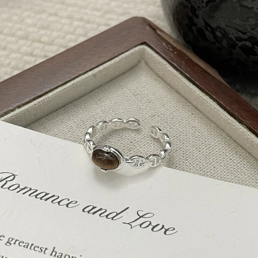 Oval Flow Ring