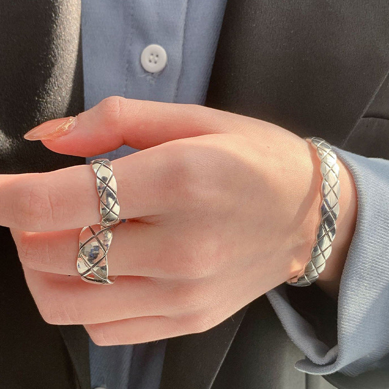 Wide Silver Quilted Ring
