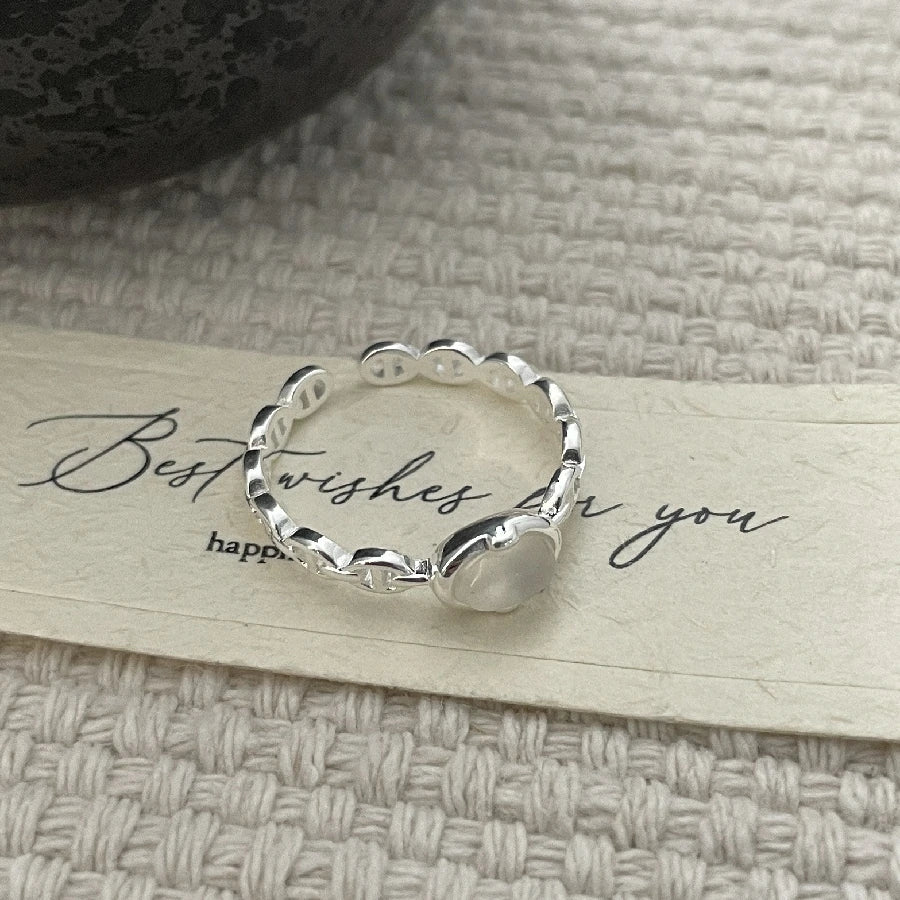 Oval Flow Ring