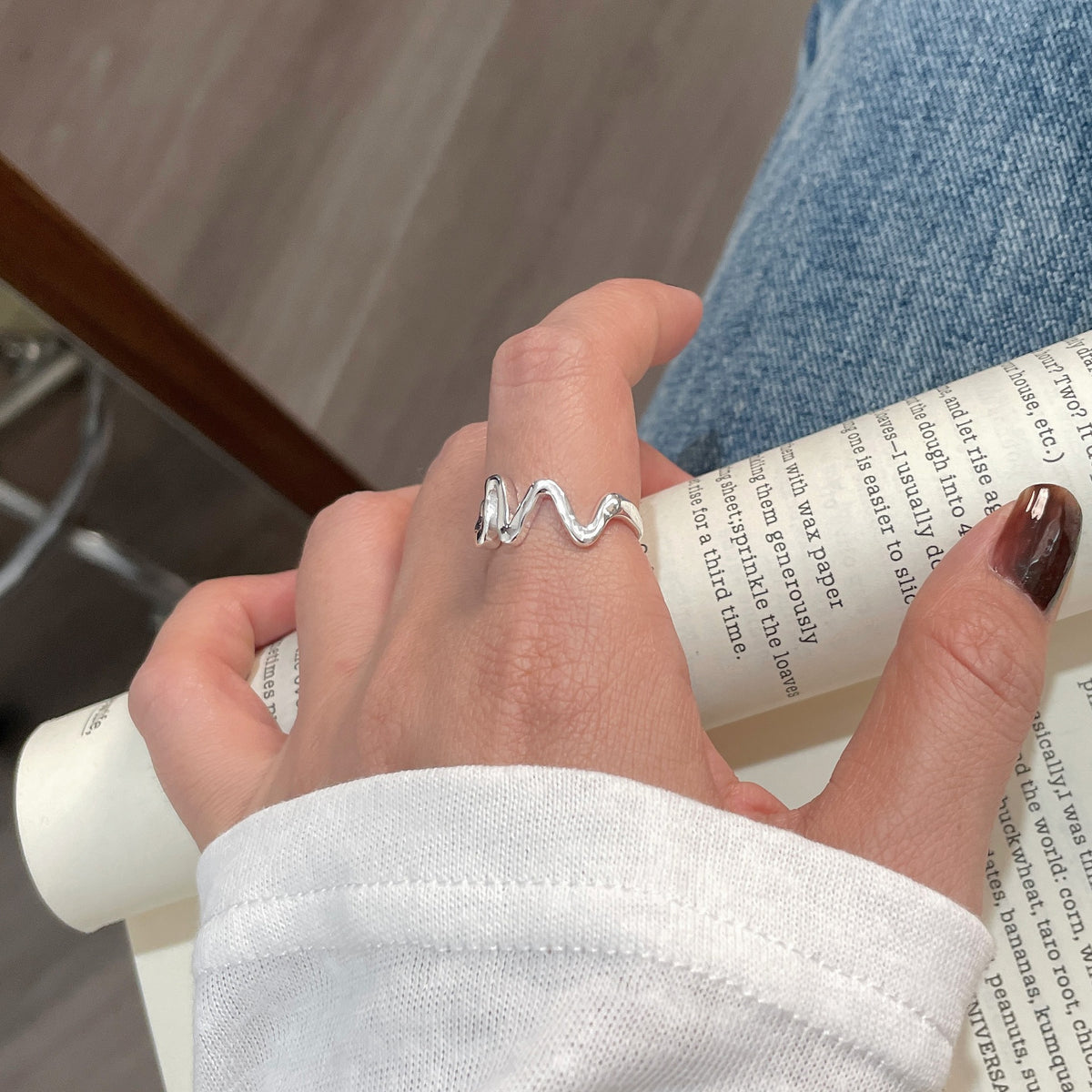 Angular Wave S925 Ring